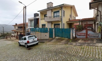 Casa o chalet 4 Habitaciones en Fânzeres e São Pedro da Cova