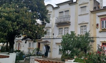 Maison 6 Chambres à Sé e São Lourenço