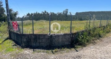 Terreno em Vilarinho das Cambas