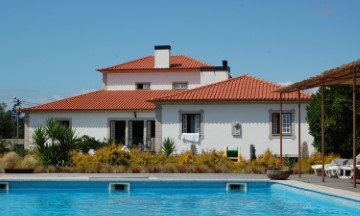 Country homes in Vila Franca