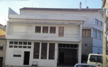 Maison 6 Chambres à Paços da Serra