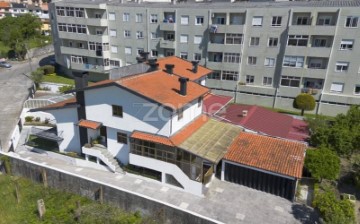 Casa o chalet 5 Habitaciones en Rio Tinto