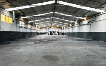 Industrial building / warehouse in Moita