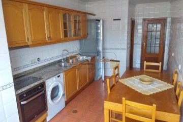 Apartment 2 Bedrooms in Oliveira do Bairro