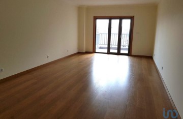 Apartment 3 Bedrooms in Olivais