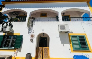 House 5 Bedrooms in Beja (Salvador e Santa Maria da Feira)