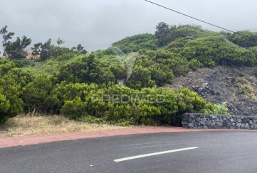 Terreno em Urzelina (São Mateus)