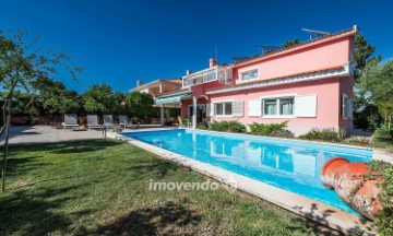 House 6 Bedrooms in Corroios
