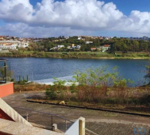Moradia 4 Quartos em Oliveira do Douro