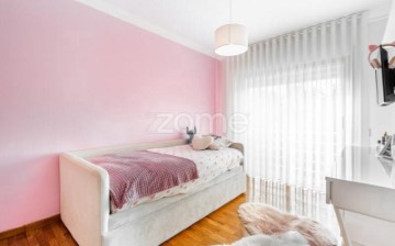 Apartamento 3 Quartos em Avintes