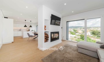 House 3 Bedrooms in Loures