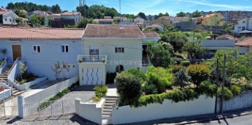 House 5 Bedrooms in Fânzeres e São Pedro da Cova