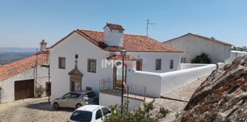 House 3 Bedrooms in Santa Maria de Marvão