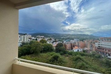 Apartamento 4 Quartos em Amarante (São Gonçalo), Madalena, Cepelos e Gatão
