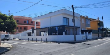 Maison 2 Chambres à Porto Salvo