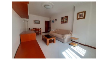 Apartamento 1 Quarto em Queluz e Belas