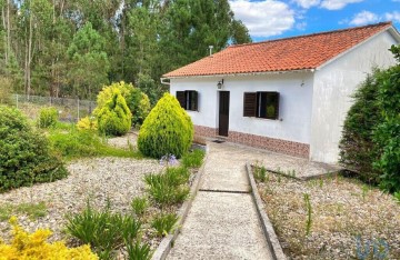 Maison 2 Chambres à Pelariga