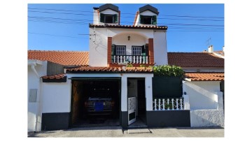 Maison 2 Chambres à São João Baptista