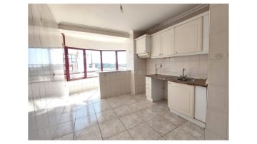 Apartamento 2 Quartos em Albergaria-a-Velha e Valmaior