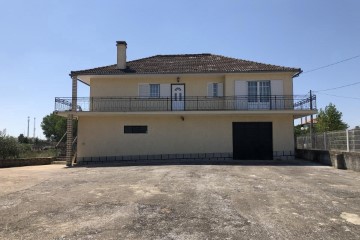 Maison 3 Chambres à Vilar Formoso