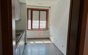 Apartamento 2 Quartos em Avintes