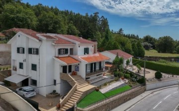 Maison 4 Chambres à Penafiel