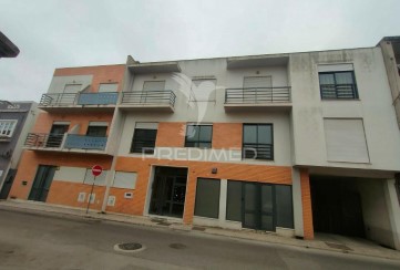 Apartamento 2 Quartos em Baixa da Banheira e Vale da Amoreira