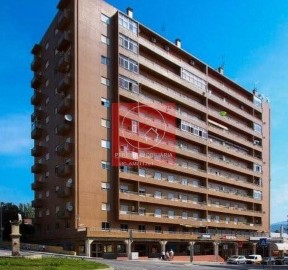 Apartamento 2 Quartos em Peso da Régua e Godim