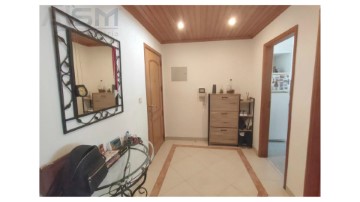 Apartamento 1 Quarto em Cacém e São Marcos