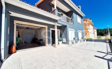 House 4 Bedrooms in Vila de Rei