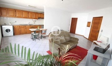 Apartamento 1 Quarto em Arcozelo