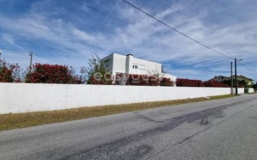 House 4 Bedrooms in Oliveira do Hospital e São Paio de Gramaços