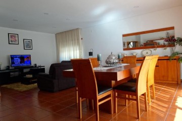 Apartamento 4 Quartos em Lamego (Almacave e Sé)