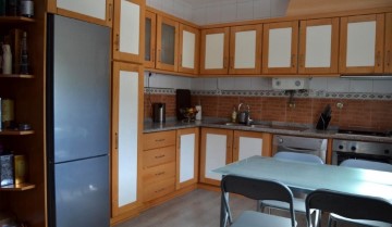 Apartamento 2 Quartos em Amarante (São Gonçalo), Madalena, Cepelos e Gatão