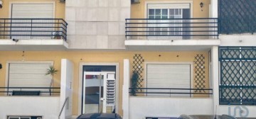 Apartamento 3 Quartos em Montalvo