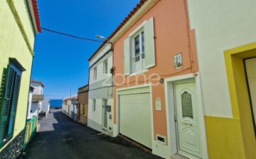 House 3 Bedrooms in Lagoa (Santa Cruz)