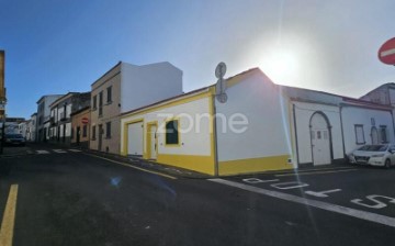 Moradia 2 Quartos em Ribeira Grande (Matriz)