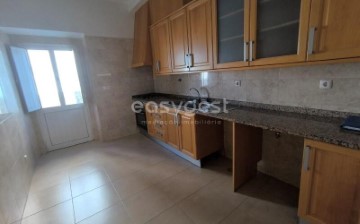 Apartment 3 Bedrooms in Abrantes (São Vicente e São João) e Alferrarede