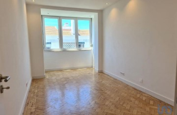 Apartamento 2 Quartos em Campo de Ourique