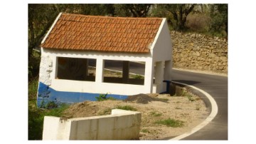 Terre à Venda do Pinheiro e Santo Estêvão das Galés