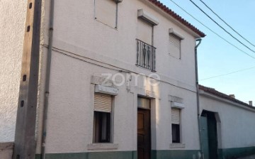 Moradia 3 Quartos em Tamengos, Aguim e Óis do Bairro