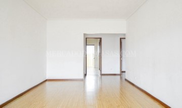 Apartamento 3 Quartos em Anta e Guetim