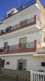 House 9 Bedrooms in Umbría