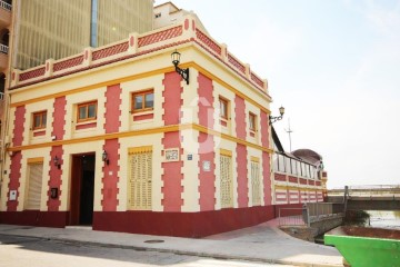 Edificio en El Perelló
