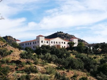 Edificio en Barranco del Sol