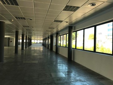 Oficina en Valdelacasa