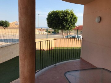 House 3 Bedrooms in Ricabacica