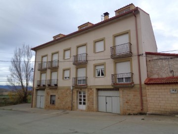 Piso en Baños de Rioja