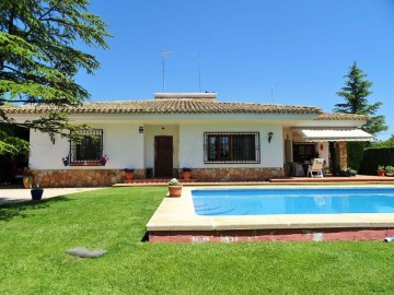 Casa o chalet 4 Habitaciones en Nava de Béjar