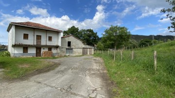 House  in Fresnedo